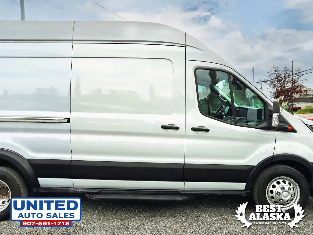 Ford Transit-350 photo 23