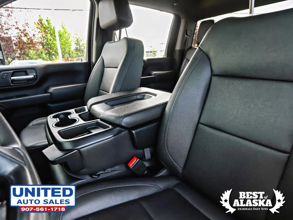 Chevrolet 3500HD photo 31