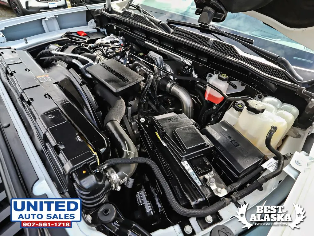 Chevrolet 3500HD photo 51