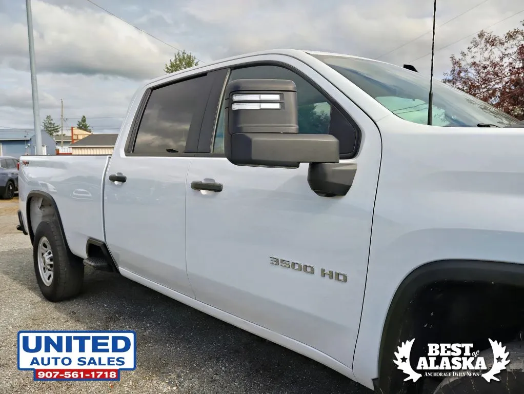 Chevrolet 3500HD photo 10