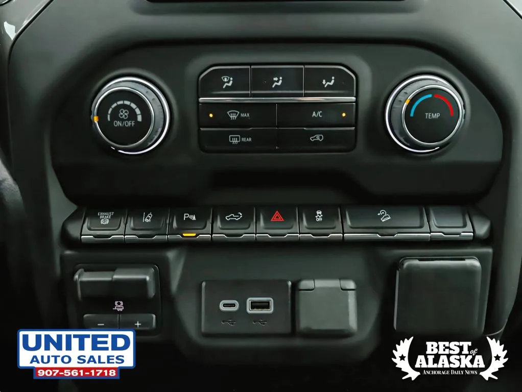 Chevrolet 3500HD photo 52