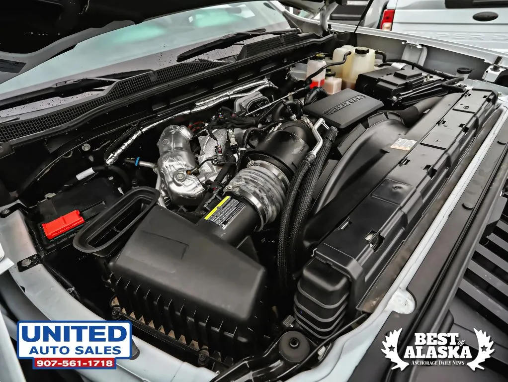 Chevrolet 3500HD photo 20