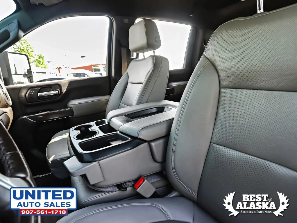 Chevrolet 3500HD photo 30