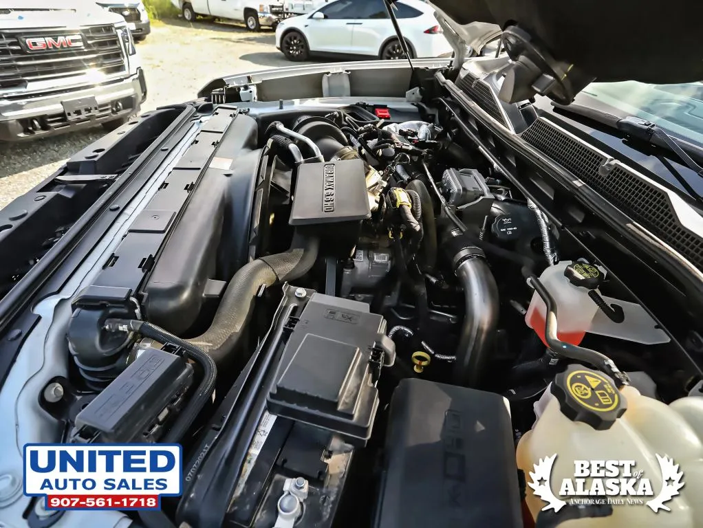 Chevrolet 3500HD photo 47