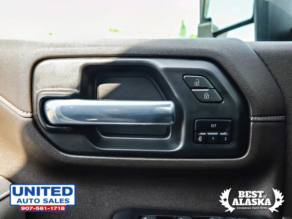 Chevrolet 3500HD photo 51