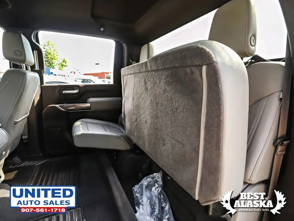 Chevrolet 3500HD photo 35