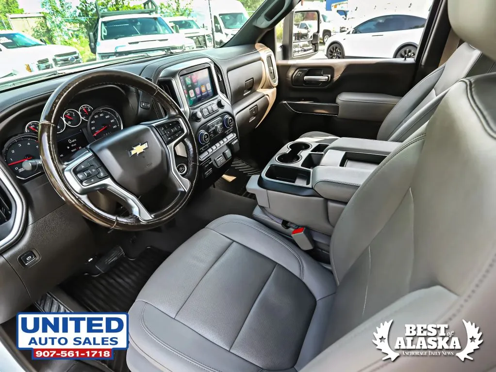 Chevrolet 3500HD photo 29