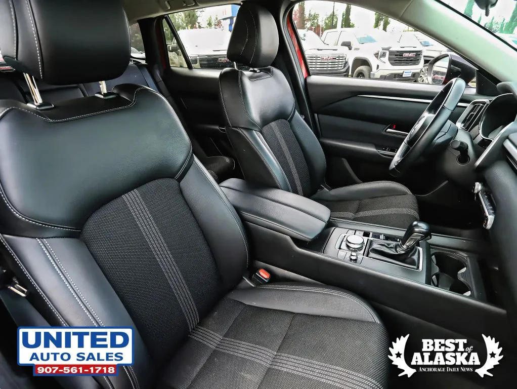 Mazda CX-50 photo 14