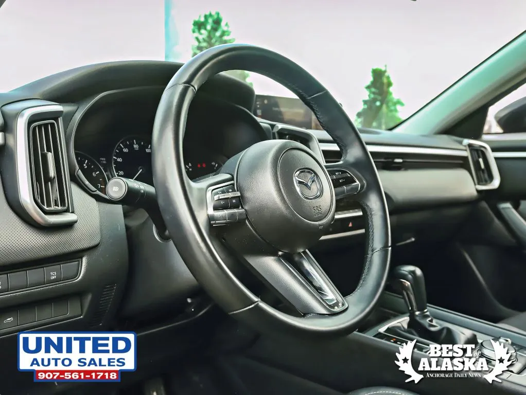 Mazda CX-50 photo 30
