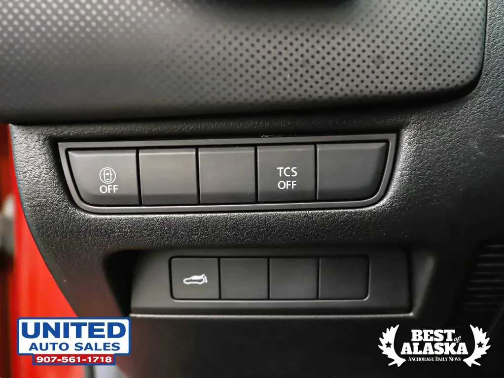 Mazda CX-50 photo 35