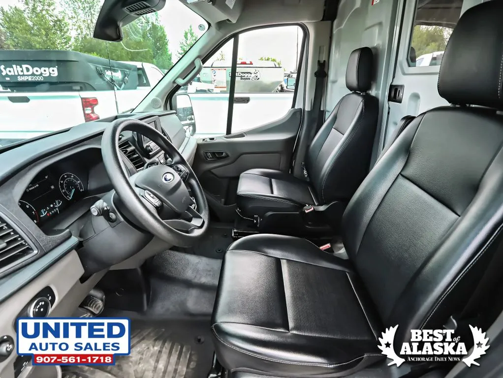 Ford Transit-250 photo 11