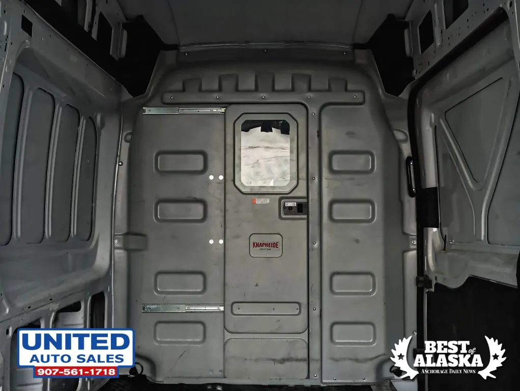 Ford Transit-250 photo 42