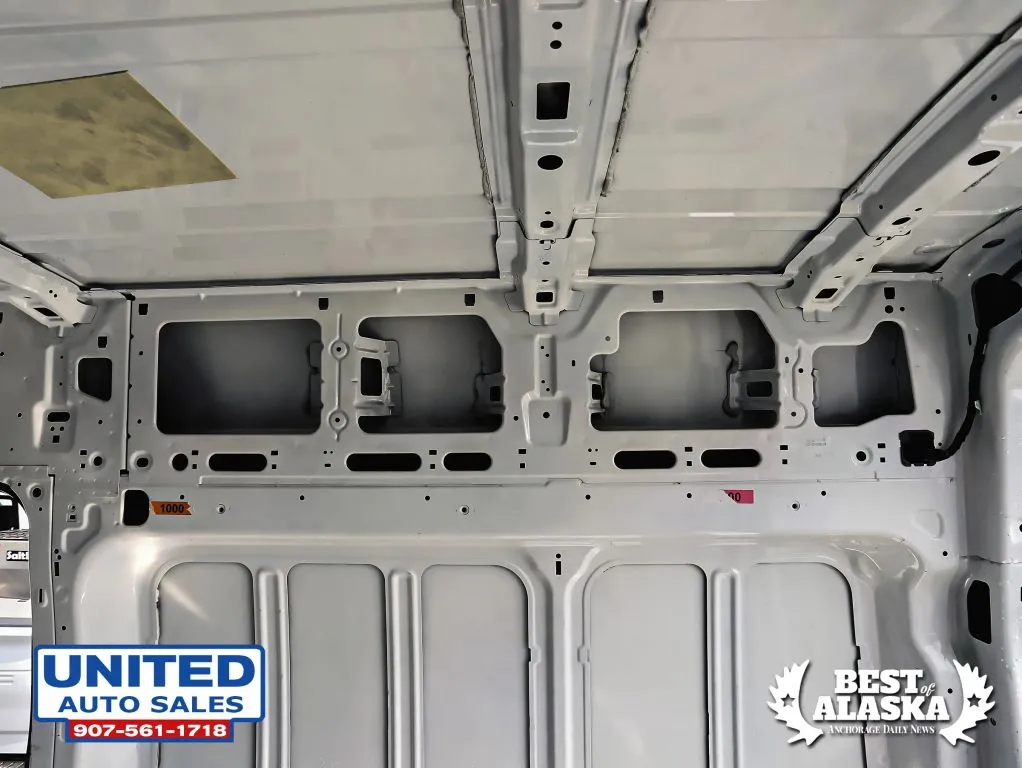 Ford Transit-250 photo 56