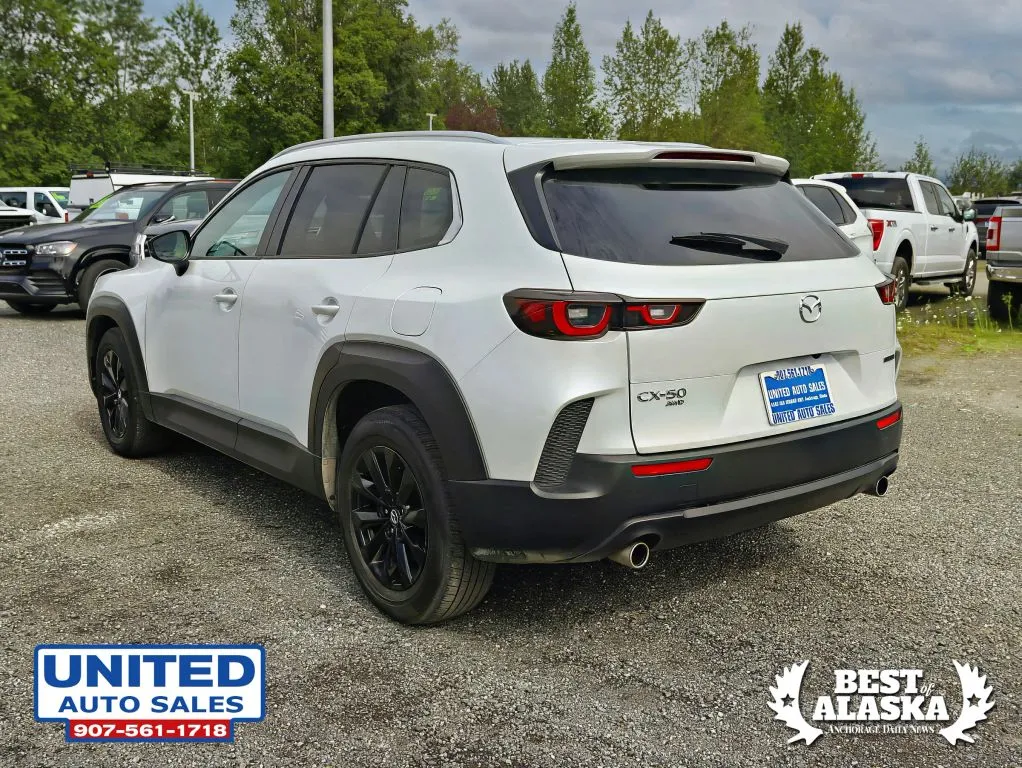 Mazda CX-50 photo 8