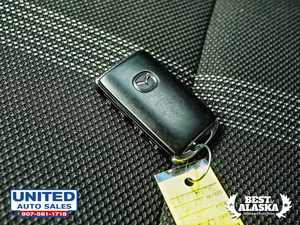 Mazda CX-50 photo 58