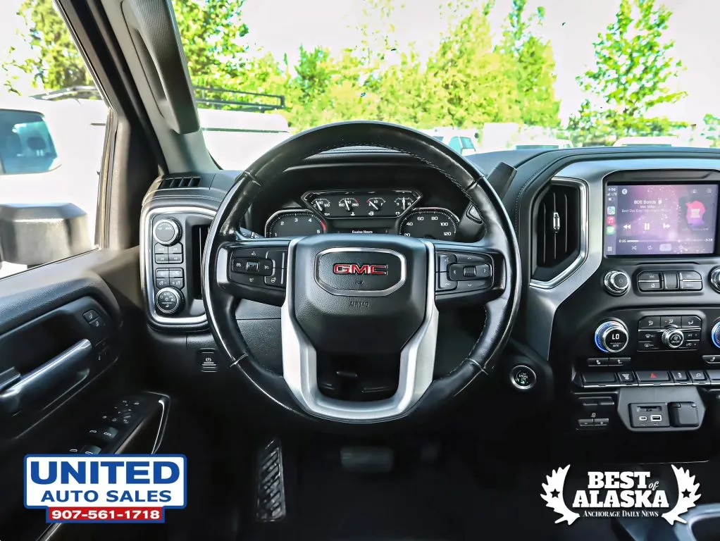 GMC Sierra photo 18