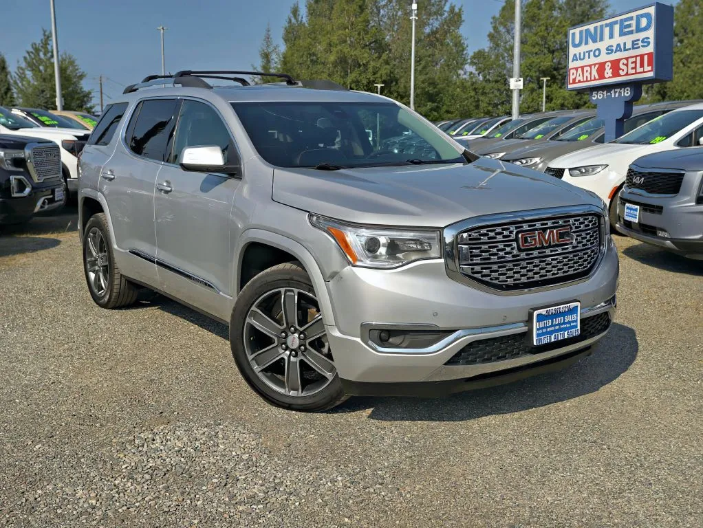 2017 GMC Acadia Denali Sport Utility 4D
