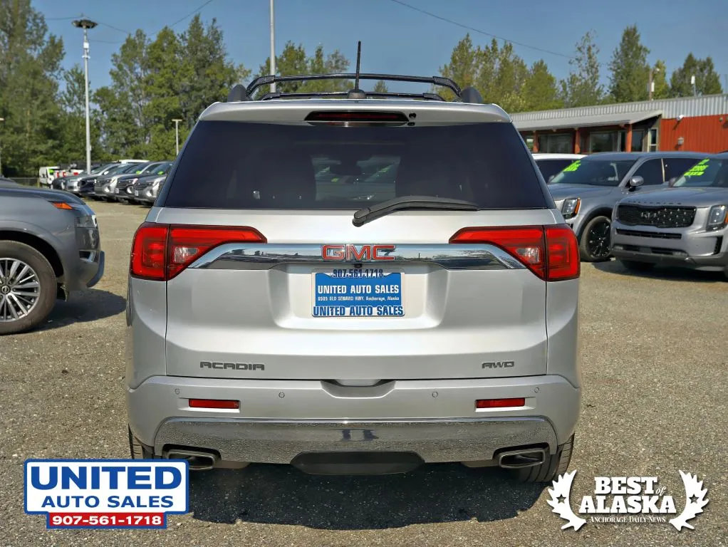 GMC Acadia photo 9