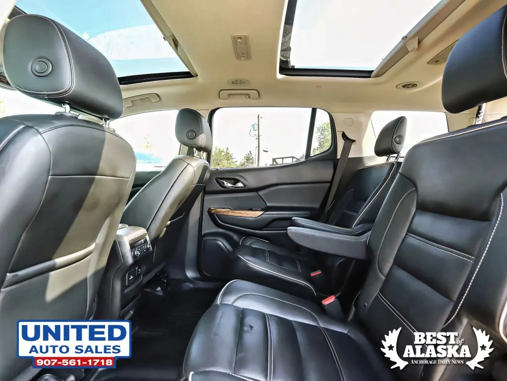 GMC Acadia photo 35