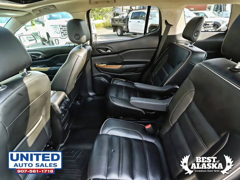 GMC Acadia photo 36