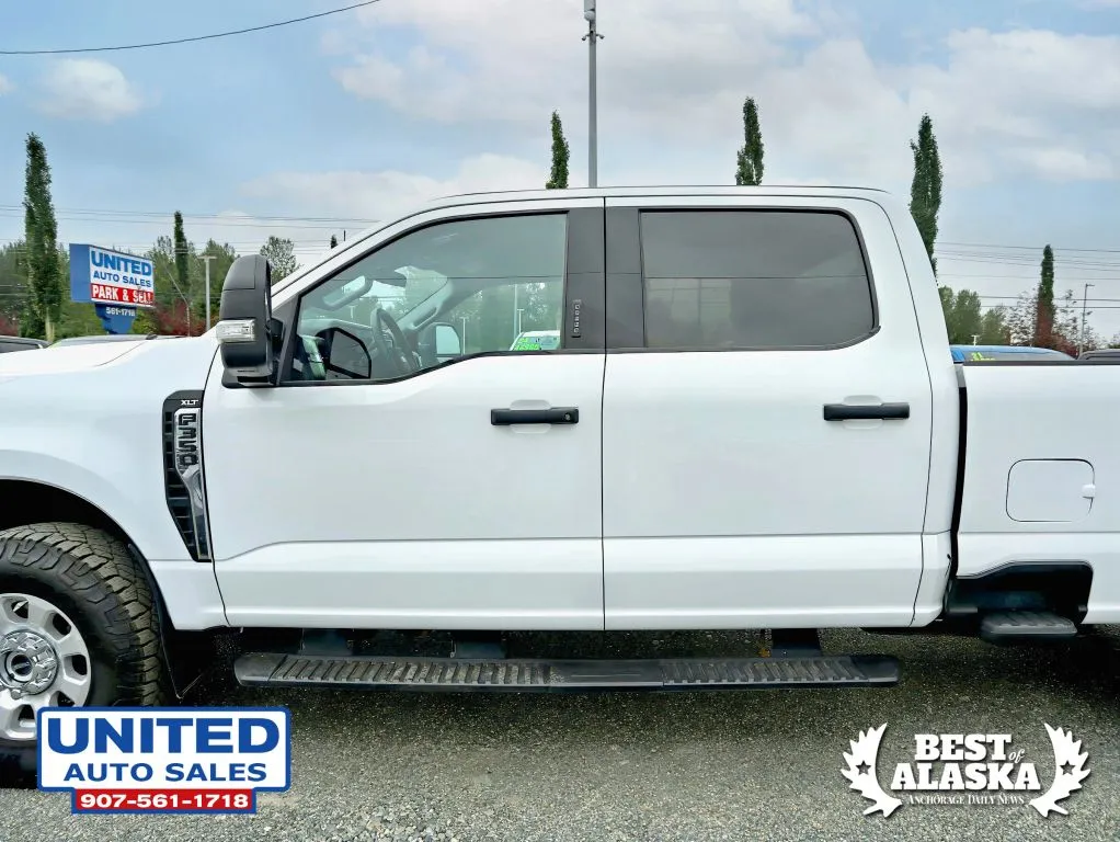 Ford F-350 photo 21