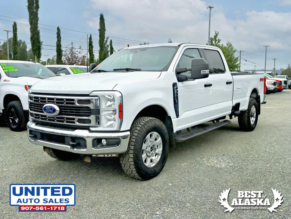 Ford F-350 photo 2