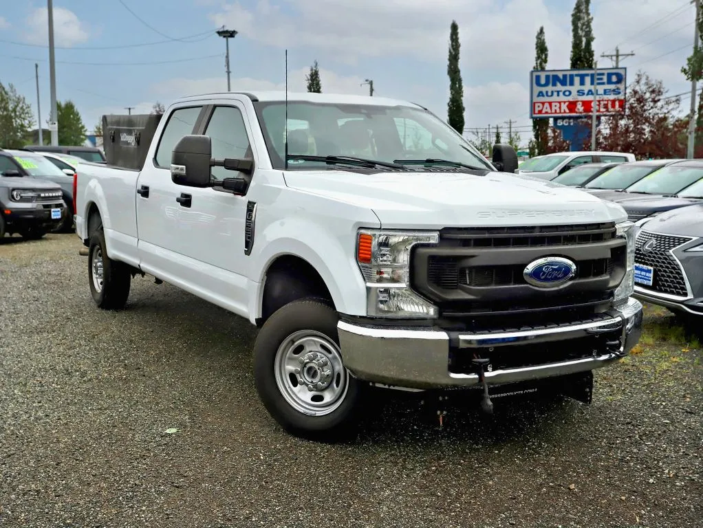 2022 Ford F250 Super Duty Crew Cab XL Pickup 4D 8 ft