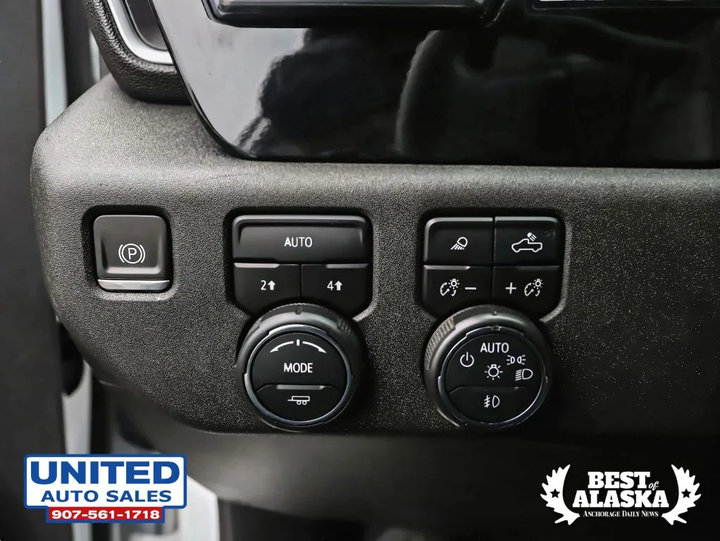 Chevrolet Silverado photo 34