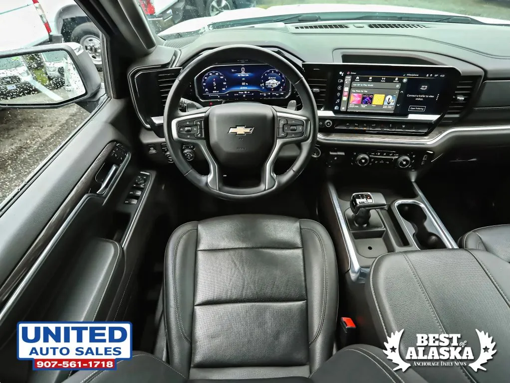 Chevrolet Silverado photo 17