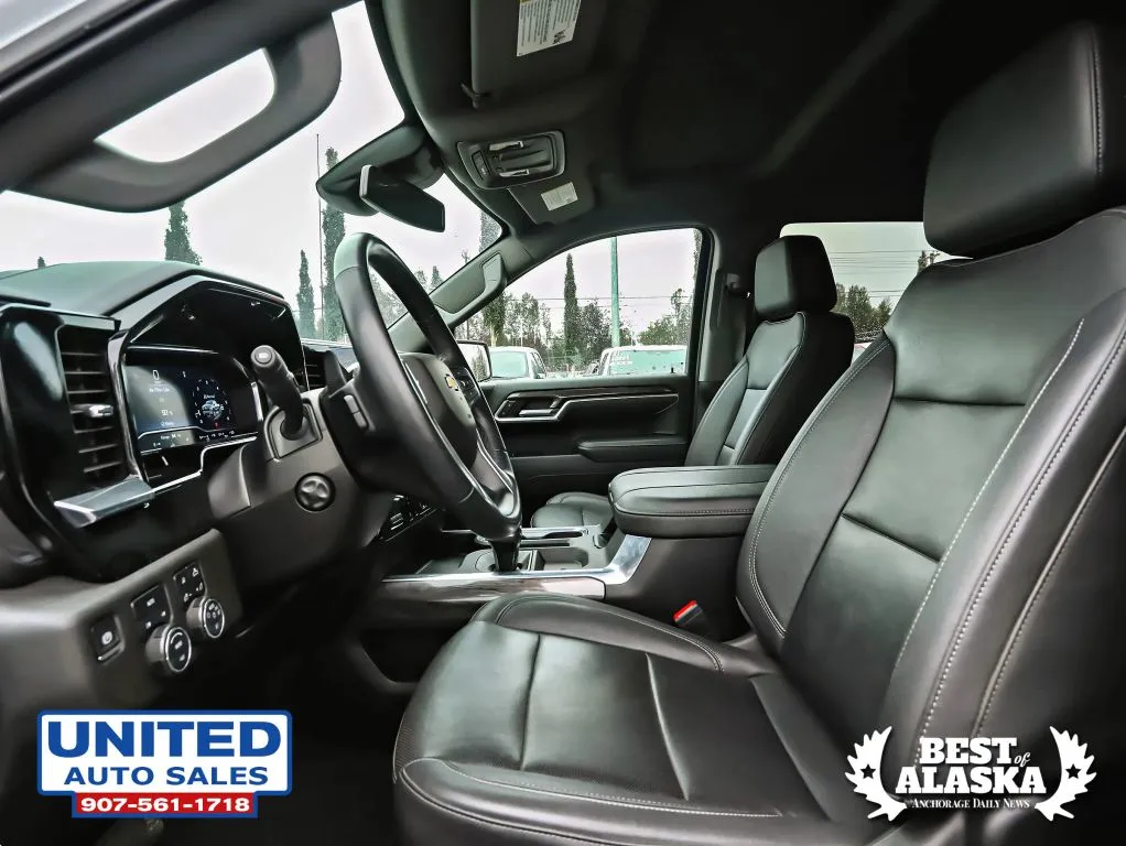 Chevrolet Silverado photo 11