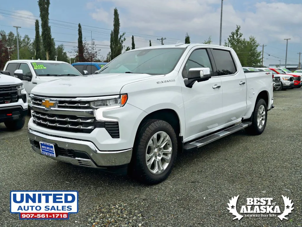 Chevrolet Silverado photo 2