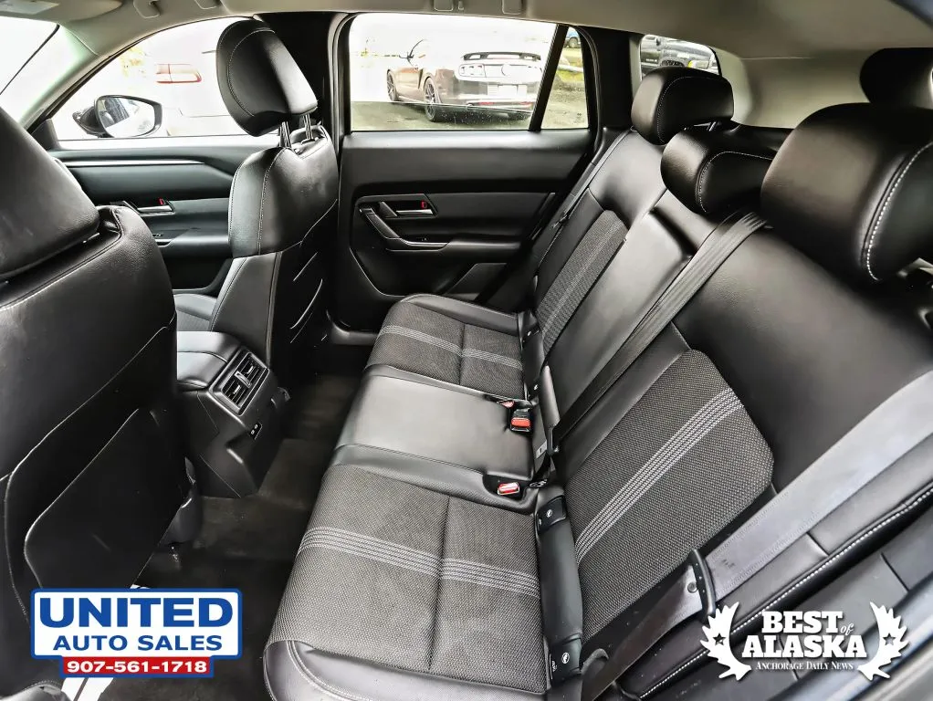 Mazda CX-50 photo 15