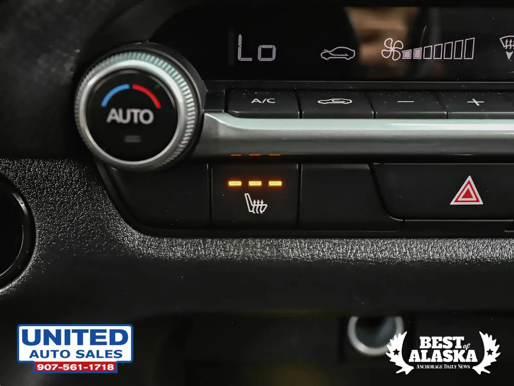 Mazda CX-50 photo 13
