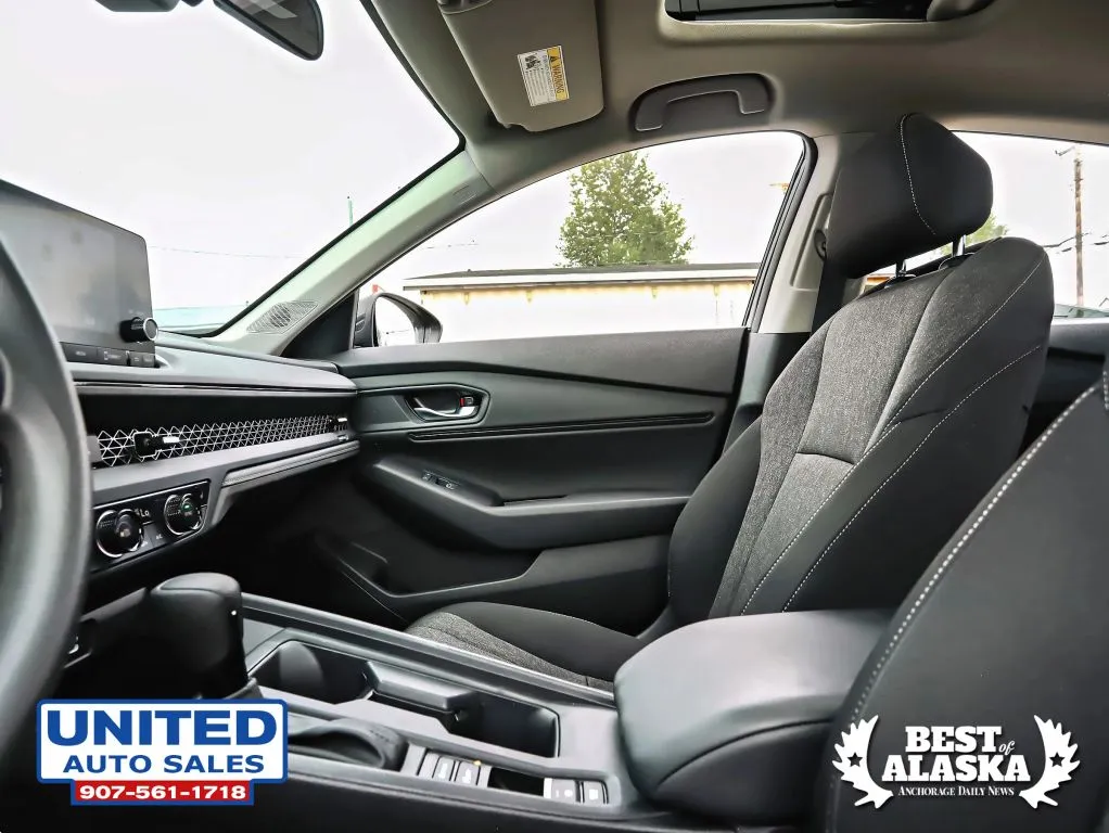 Honda Accord photo 28