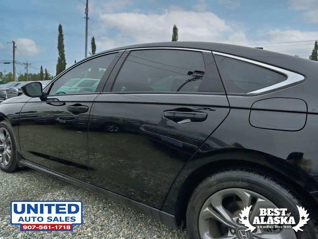 Honda Accord photo 23
