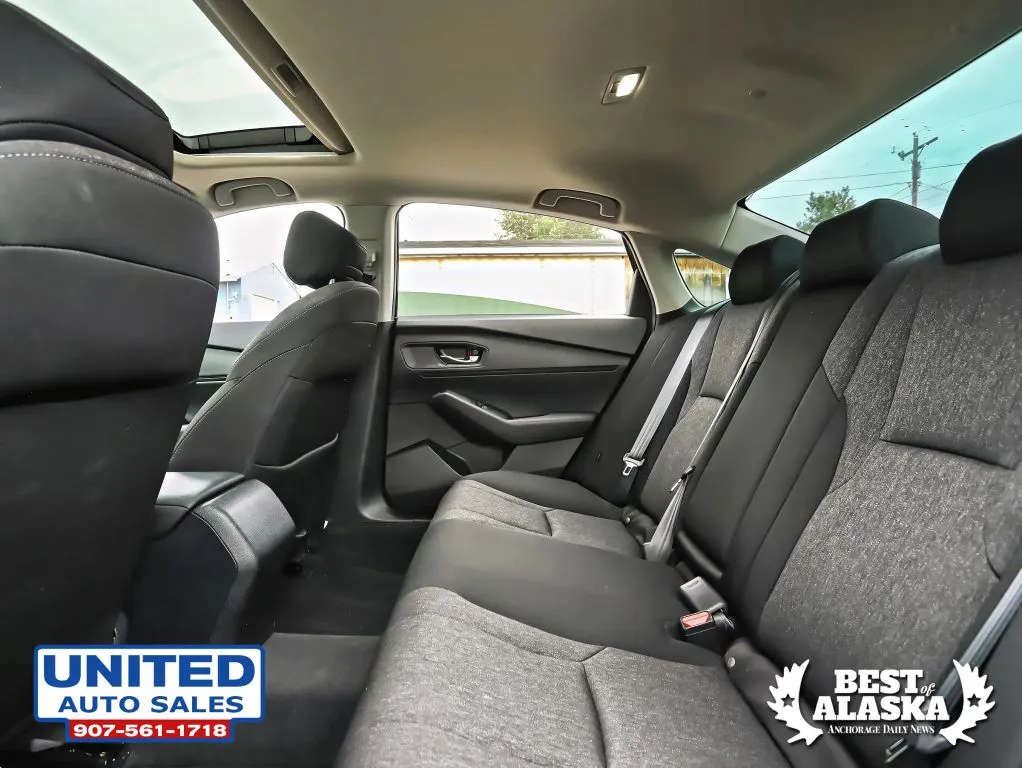 Honda Accord photo 35