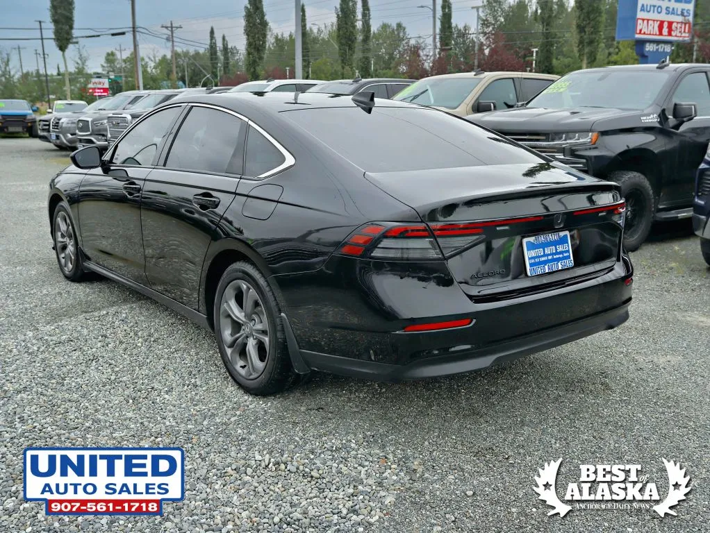 Honda Accord photo 6