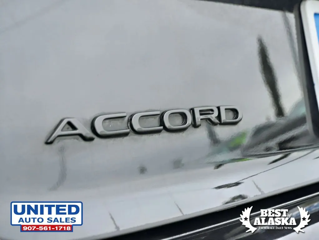Honda Accord photo 21