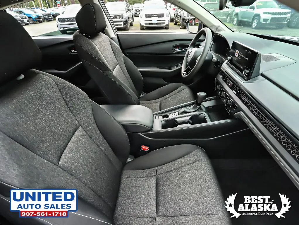 Honda Accord photo 40