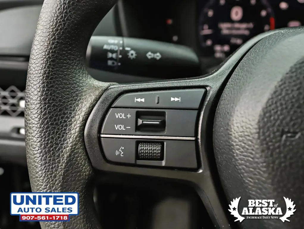 Honda Accord photo 30