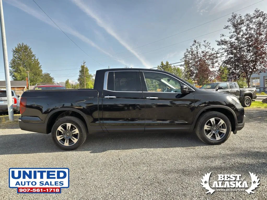 Honda Ridgeline photo 4
