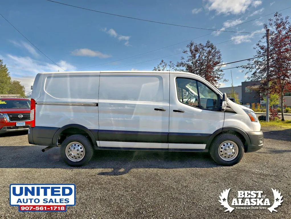 Ford Transit-250 photo 4