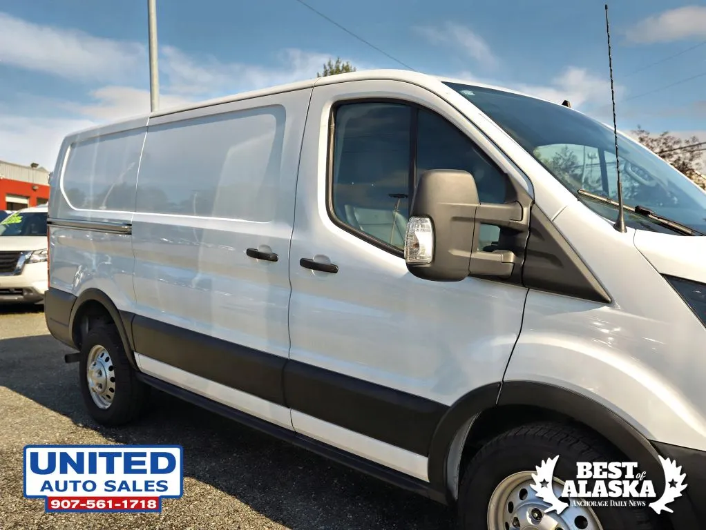 Ford Transit-250 photo 6
