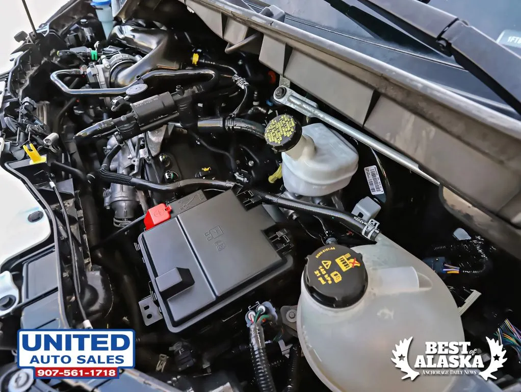 Ford Transit-250 photo 17