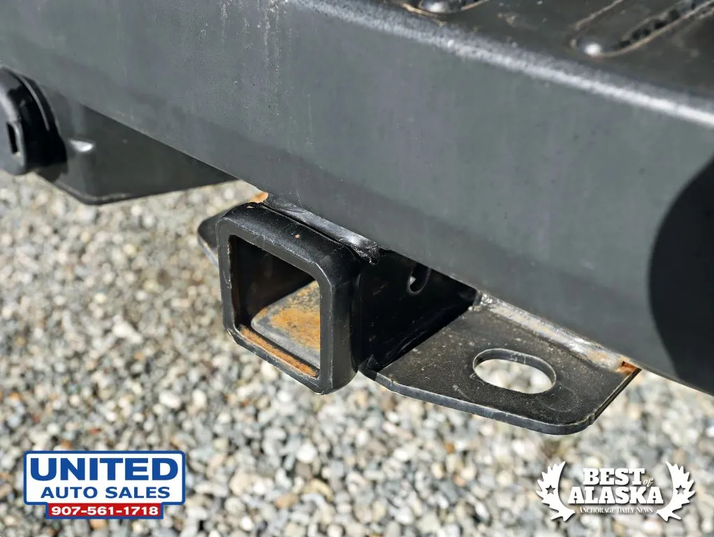 Ford Transit-250 photo 23