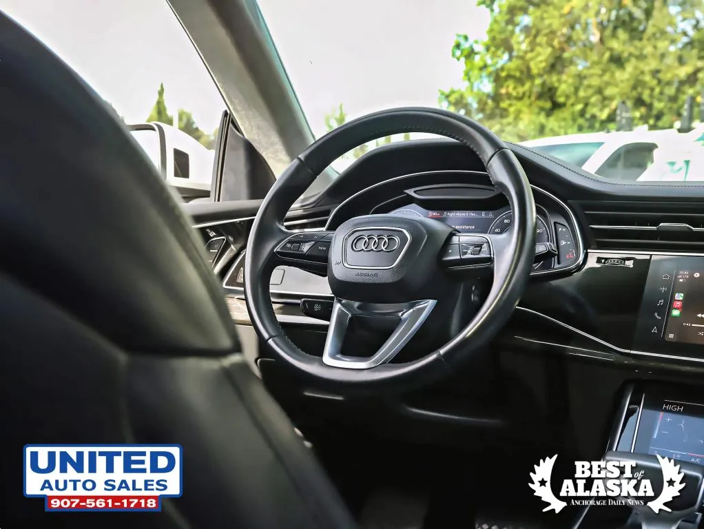 Audi Q8 photo 16