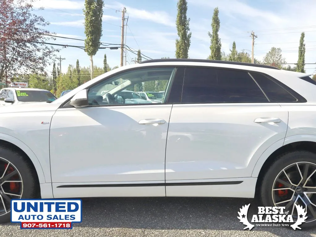 Audi Q8 photo 24