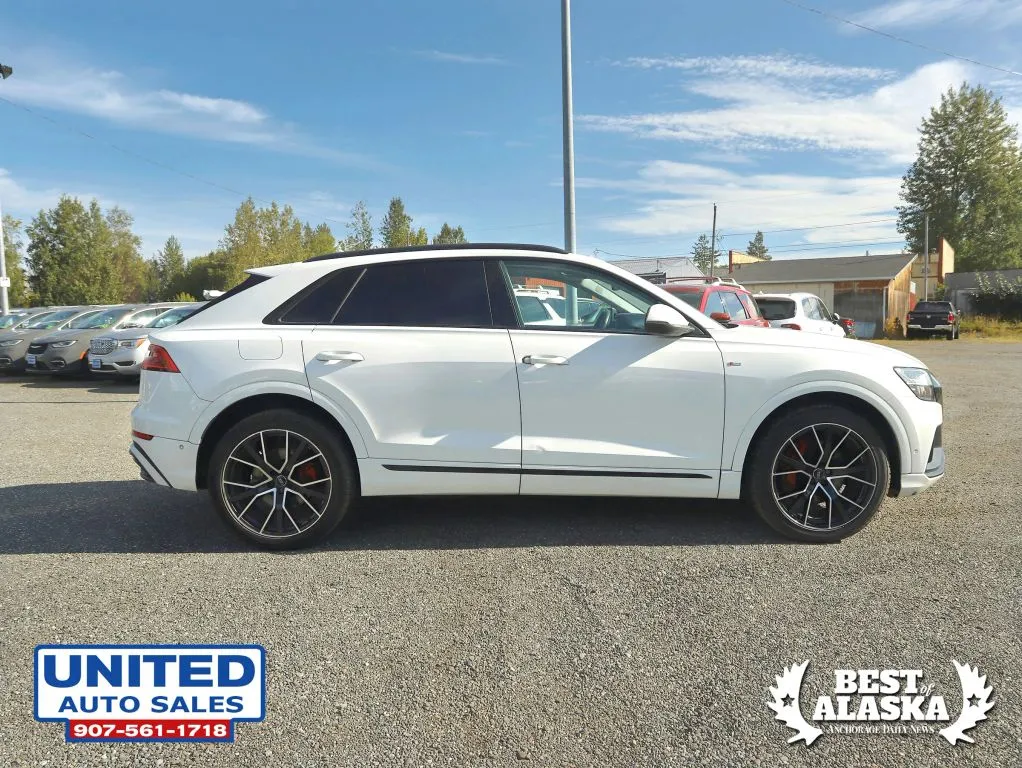 Audi Q8 photo 22