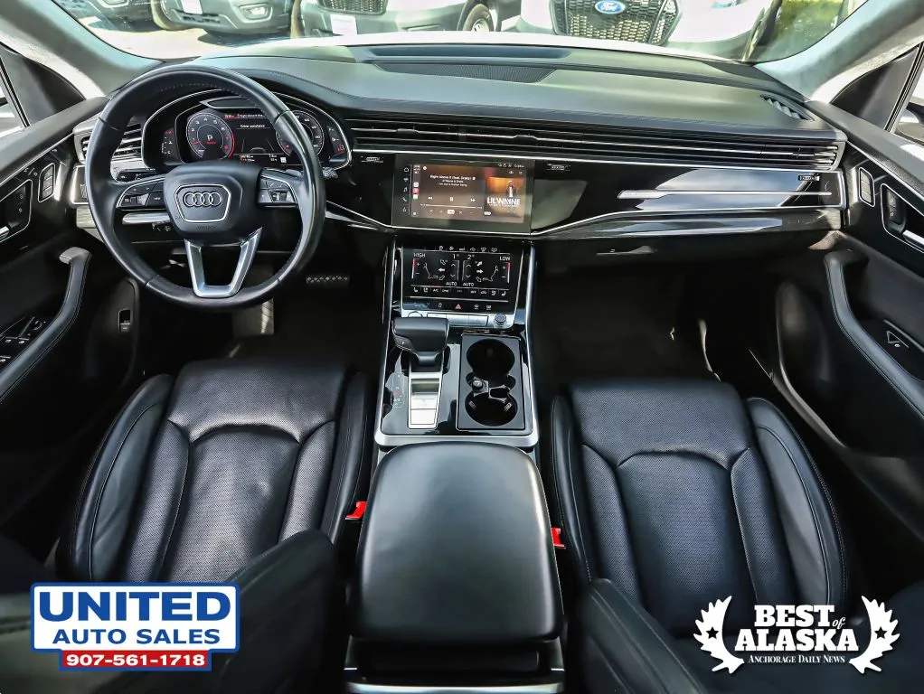 Audi Q8 photo 15