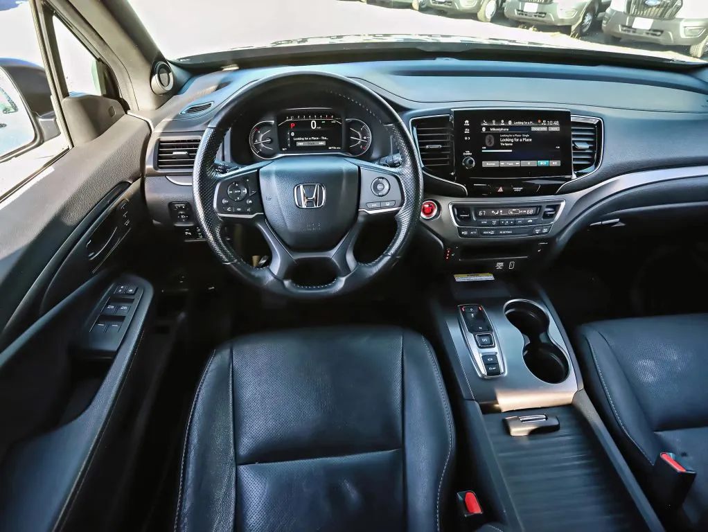 Honda Passport photo 15